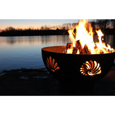 Beachcomber by Fire Pit Art - Majestic Fountains