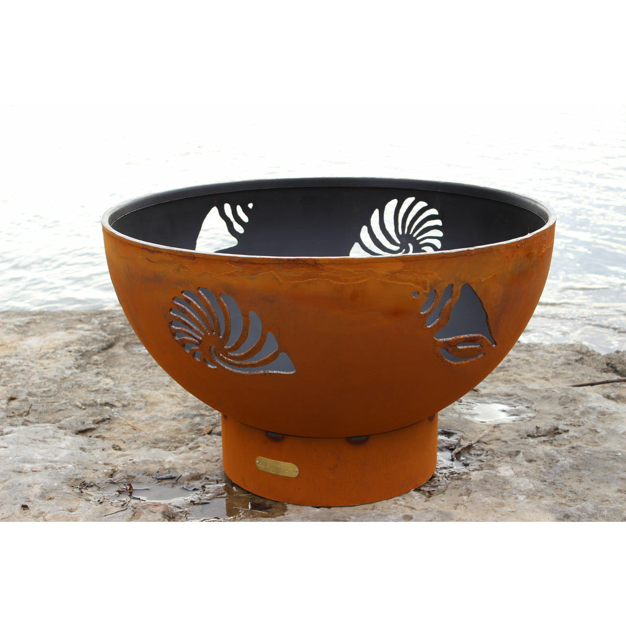 Beachcomber by Fire Pit Art - Majestic Fountains