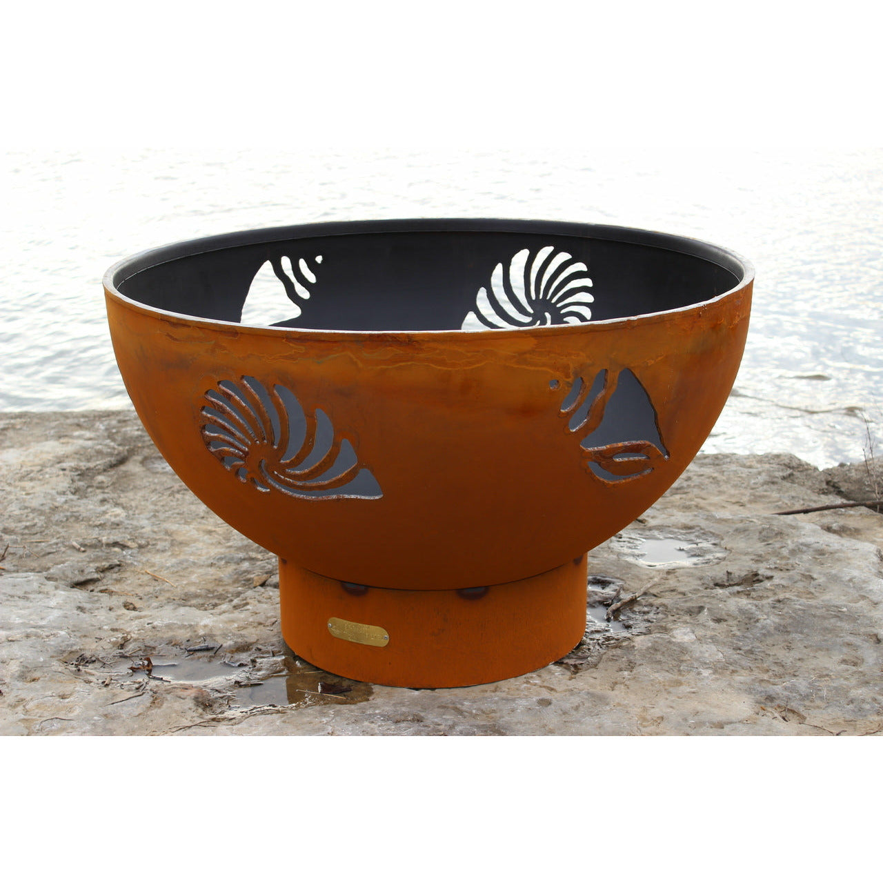 Beachcomber by Fire Pit Art - Majestic Fountains